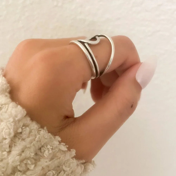 925 Sterling Silver Knot Ring Dainty Ring Twist Ring Minimalist Ring Band - Picture 3 of 10